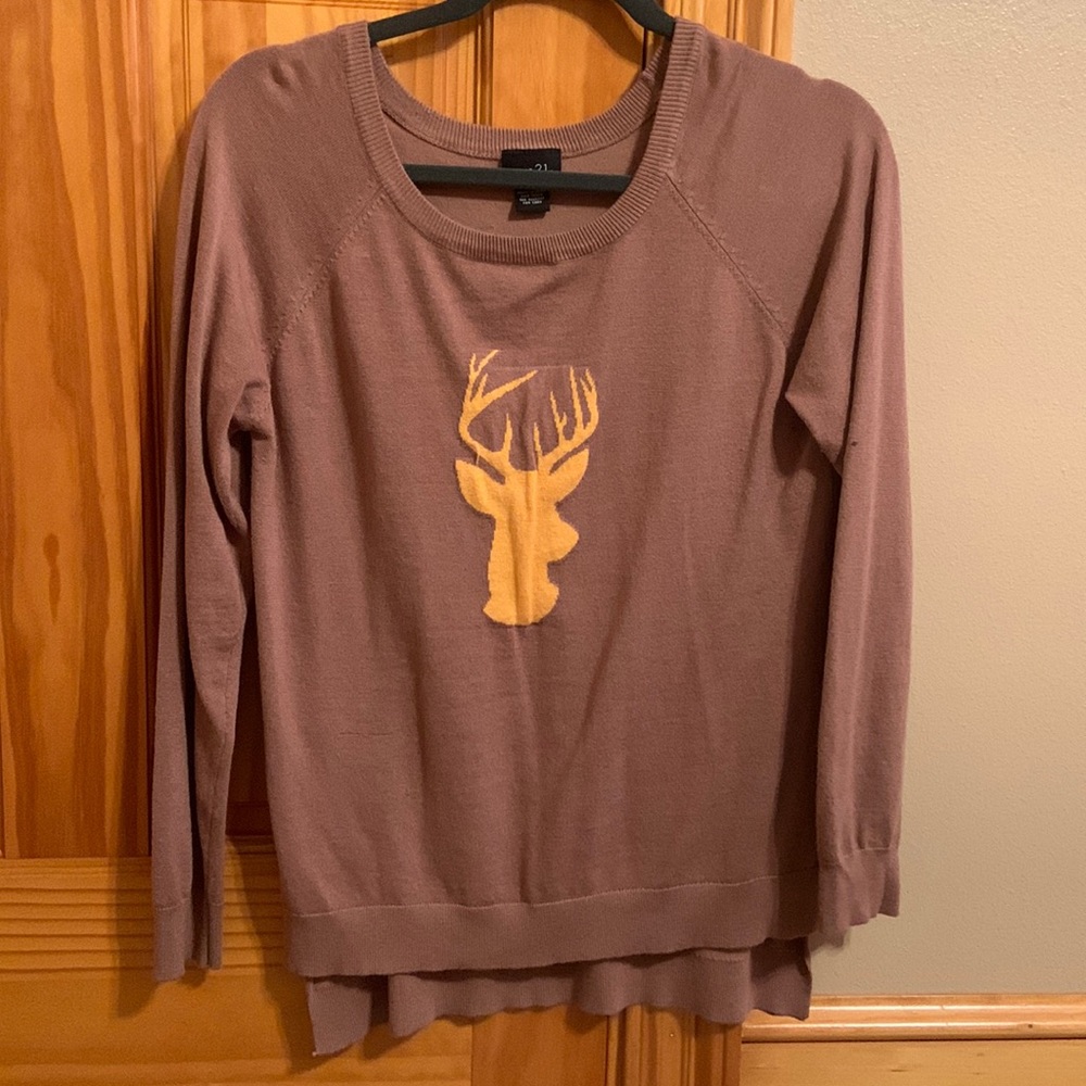Deer light sweater